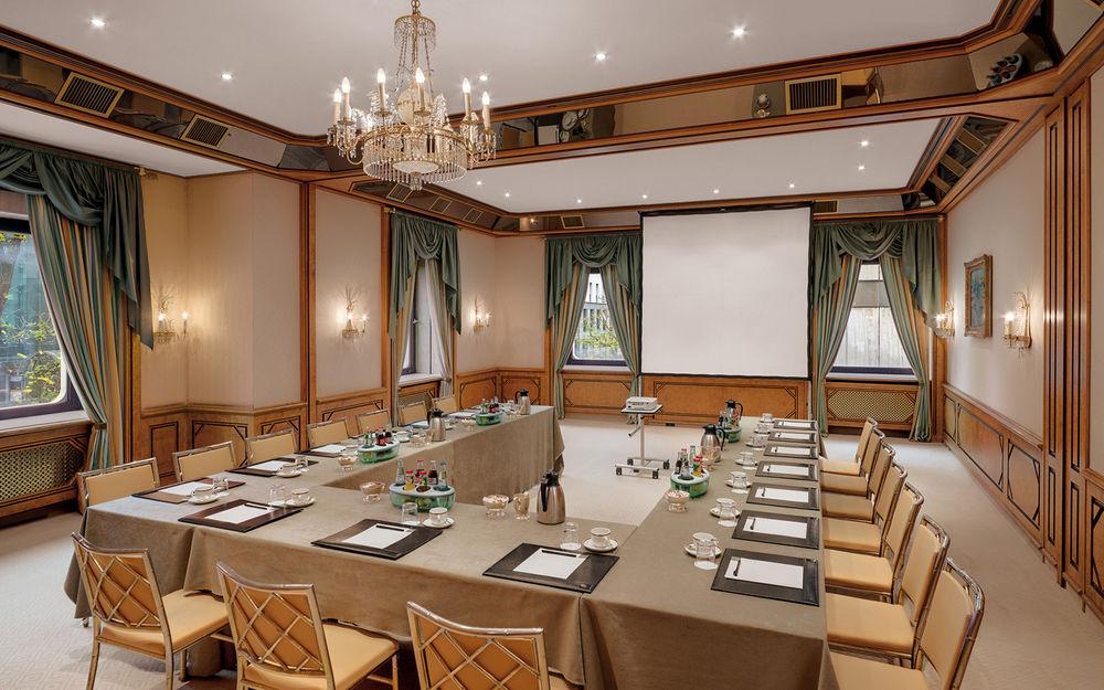 Hotel Koenigshof Monachium Zewnętrze zdjęcie